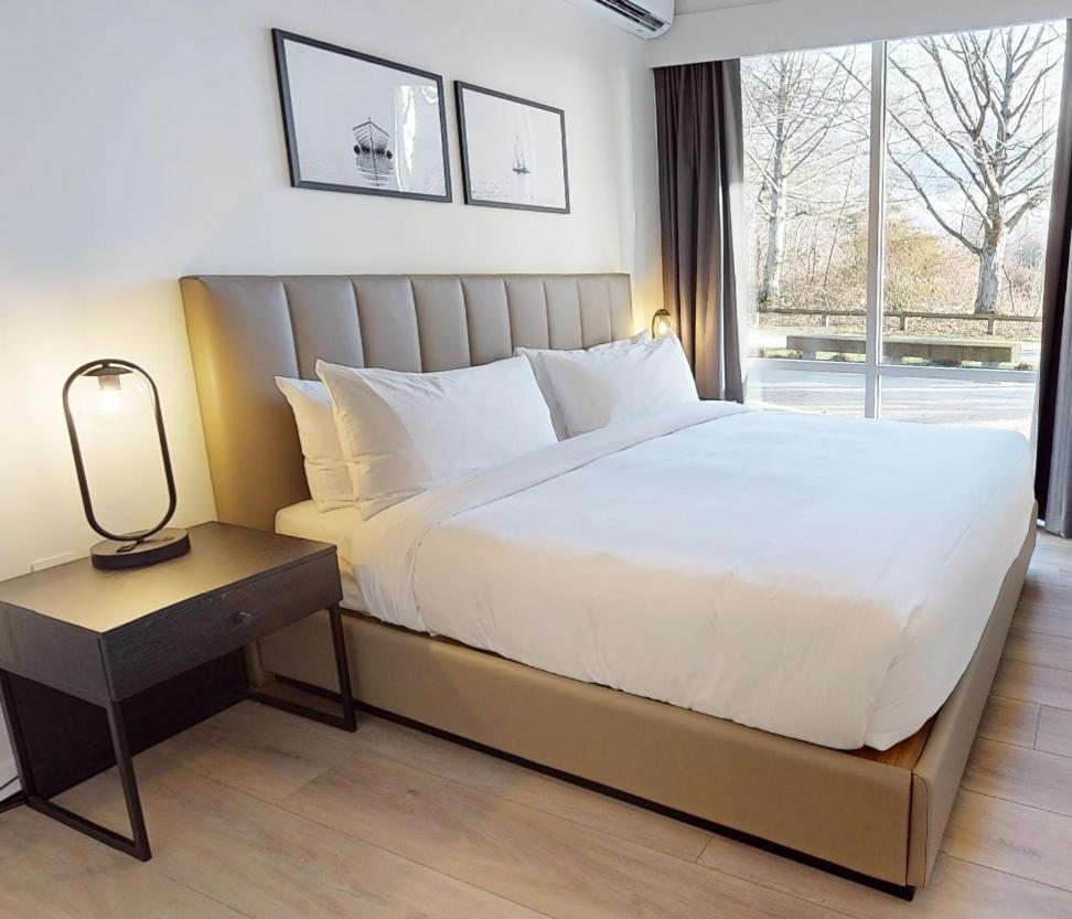 Steveston Waterfront Hotel ริชมอนด์ ภายนอก รูปภาพ