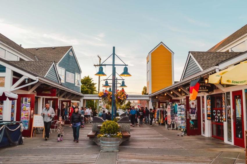 Steveston Waterfront Hotel ริชมอนด์ ภายนอก รูปภาพ